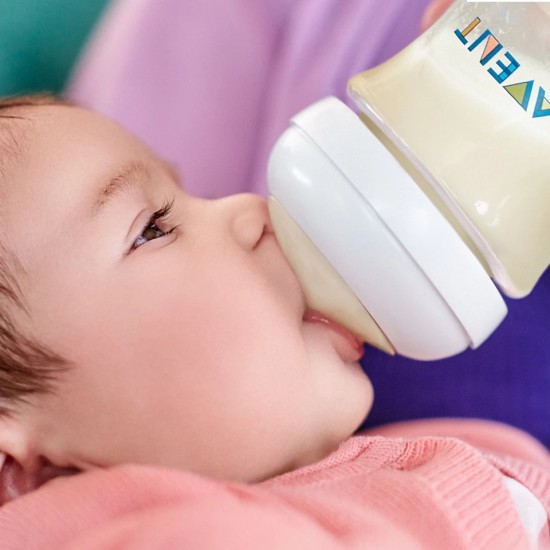 Philips AVENT Комплект за новородено 4 шишета+залъгалка+четка