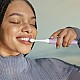 Електрическа четка за зъби Next-Generation Philips Sonicare Серия 3100, люляк с калъф за пътуване