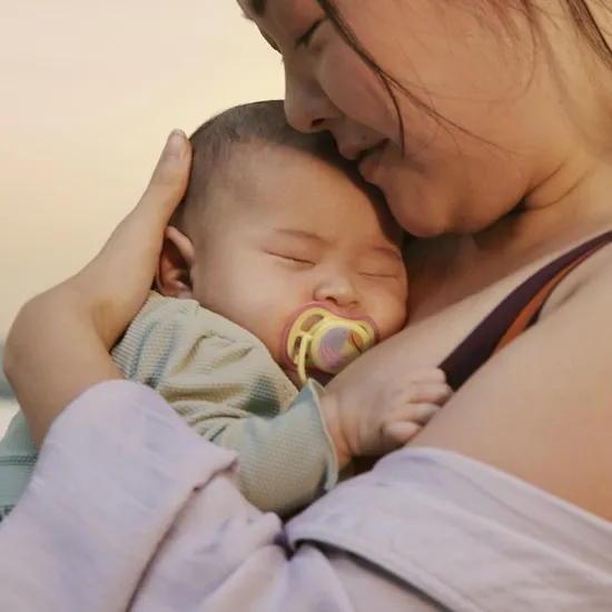 Philips AVENT Залъгалки Ultra Air  0-6м пеперуда/птица, розови, 2 бр. със стерилизаторна кутия 