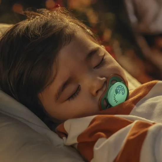 Philips AVENT Залъгалки Ultra Air Night 6-18 м. хамелеон/маймунка, син 2 бр. със стерилизаторна кутия