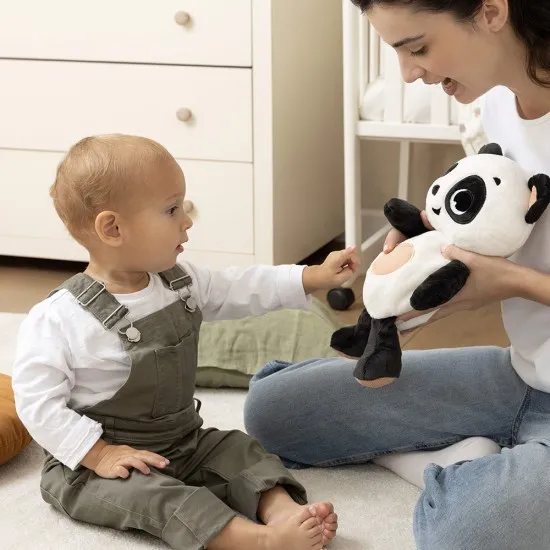 Музикална плюшена играчка Панда за гушкане с бял шум и светлина Black&White Decor Tiny Love 0м+, с 8 нежни мелодии