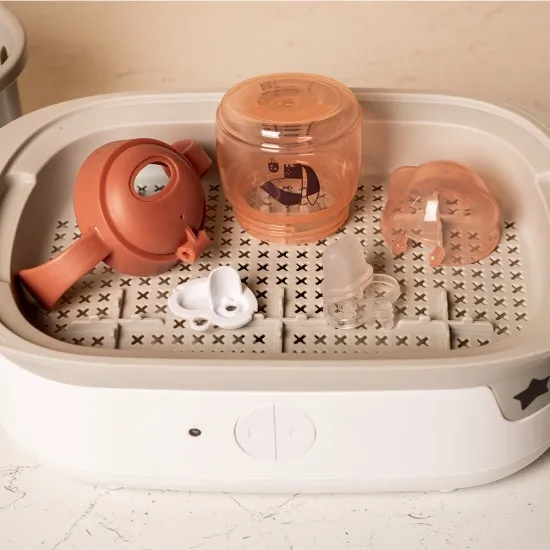  Неразливаща се чаша с мек накрайник SOFT SPOUT Tommee Tippee, 150мл, розова с декорация лисиче