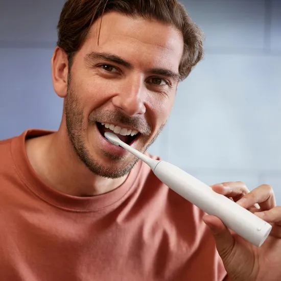 Електрическа четка за зъби Next-Generation Philips Sonicare Серия 5300, бяла