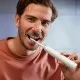 Електрическа четка за зъби Next-Generation Philips Sonicare Серия 5300, бяла